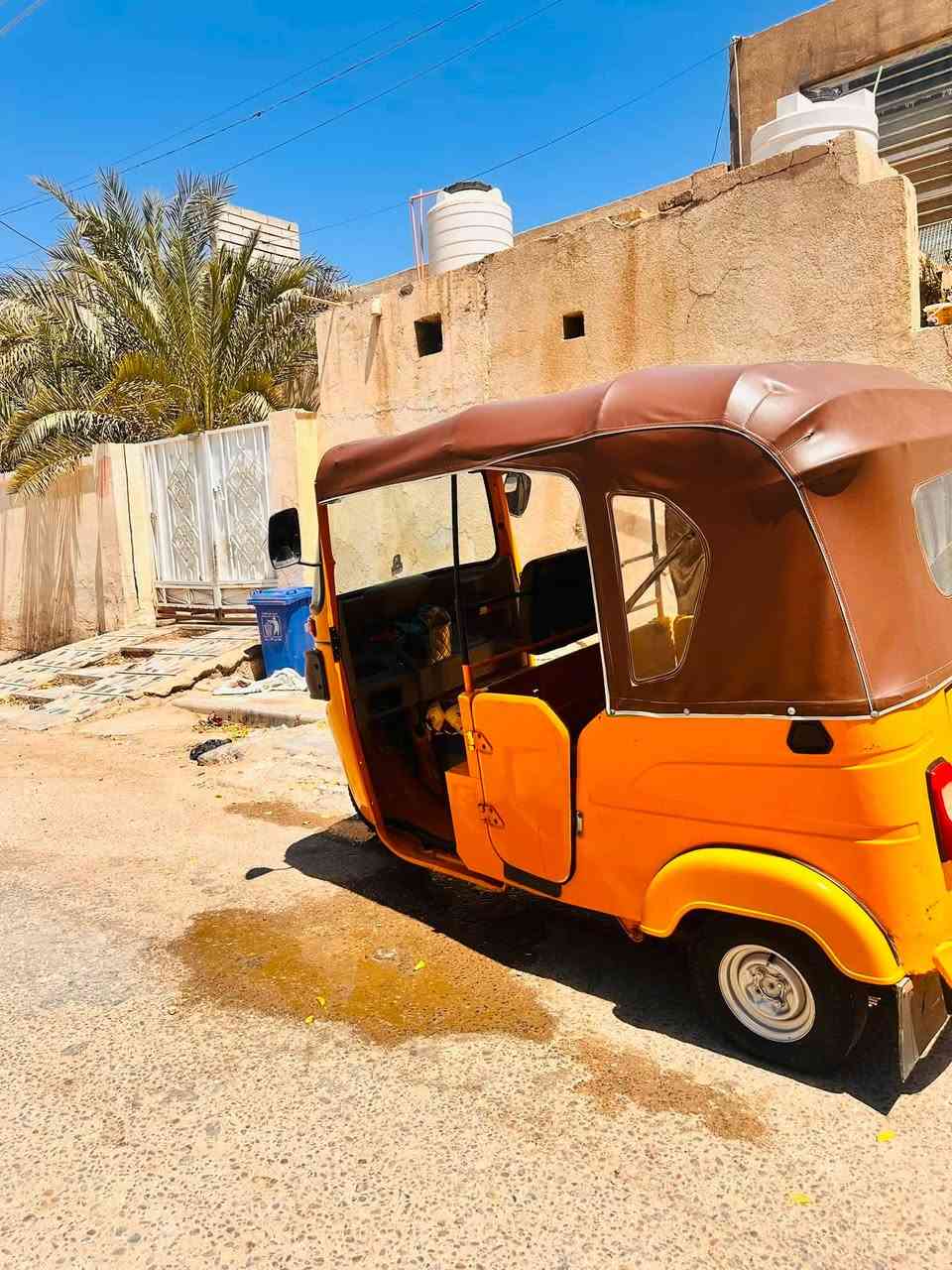 تكتك 21 سنويه بأسمي جاهزه من كلشي بيها بارد بلغد مكاني العماره ابو رمانه ***********
