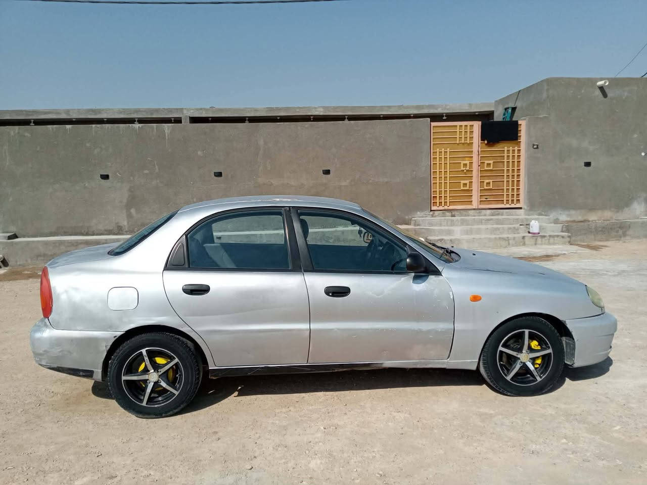 دايو لانوس موديل 2002 رقم بغداد تحويل مباشر كير اوتو بيع او مراوس رقمي *********** مكاني بغداد. السعر 30ورقة
