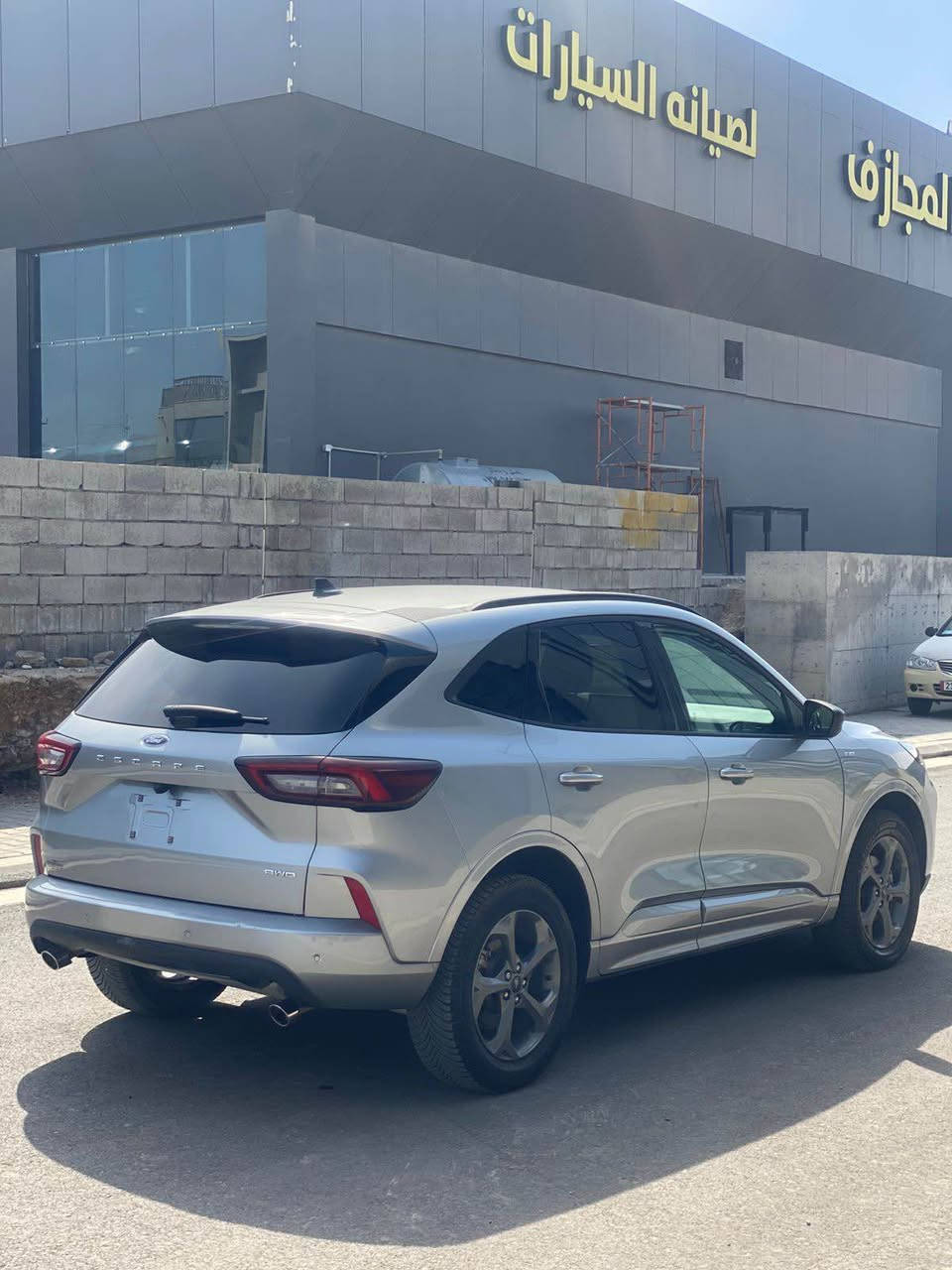 FORD ESCAPE 2024
ST-LINE
1.5L ٣ سلندر
رەقەم کاتی 
فول مواسەفات تەنها پانۆراما نیە
تەنها بۆنید بۆیاخە
ئێرباگ تەنها شان سیستەم
رۆشتنی 4 هەزار
ناونیشان سلێمانی
سعری 135 ورقە
***********
………. 
FORD ESCAPE 2024
ST-LINE
رقم کاتی 
٣ سلندر 1.5L
بصمە کامیرا
شاشە جبیر 
بریک بصمە رادار 
حساس 
ماشي ٤ الف 
مکان سلیماني
سعر 135 ورقە 
*********** السليمانية, العراق
