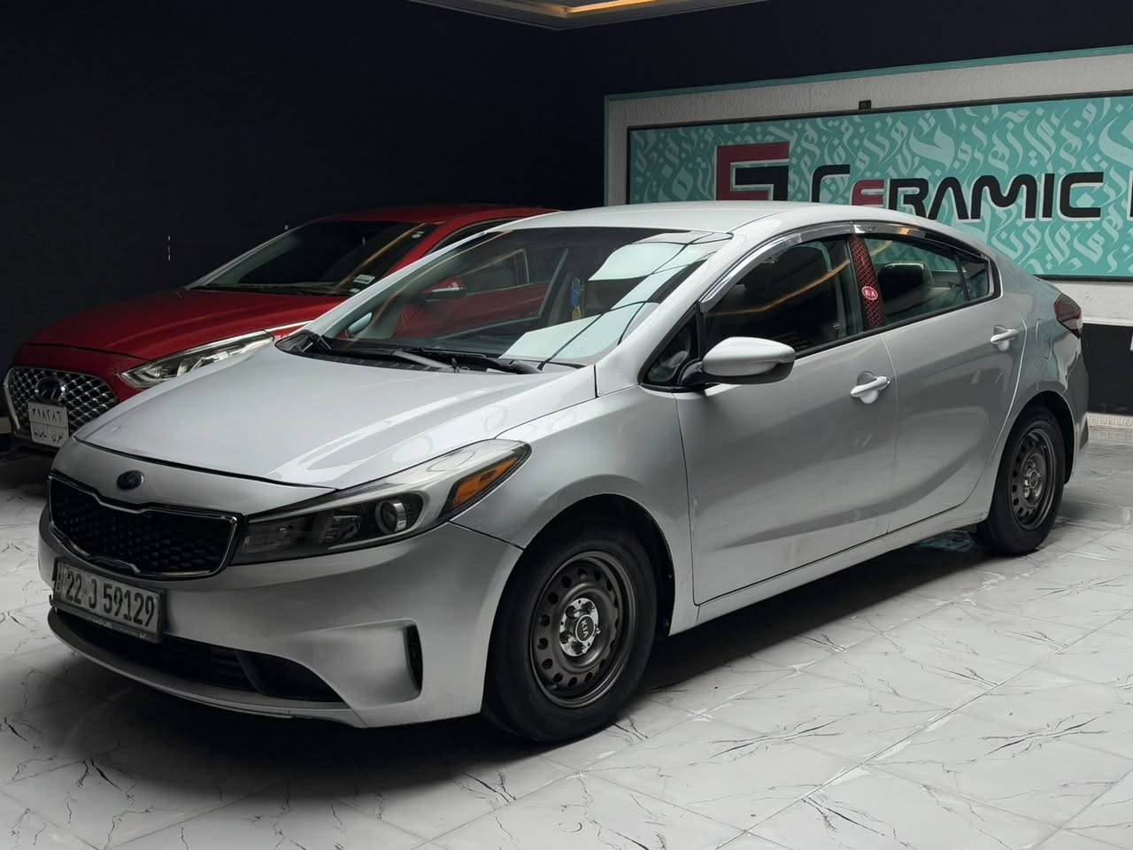 كيا فورتي 
2018
حادث جاملغ وبنيد بدون دواخل
سياره جديده
موصفات عاديه
رقم اربيل جديد باسمي وكاله او تحويل 
مابيها اي نقص سياره
سنويه تسقط 2030
مكان سياره كربلاء 
السعر 124 وبيه مجال بسيط
للاستفسار ***********
