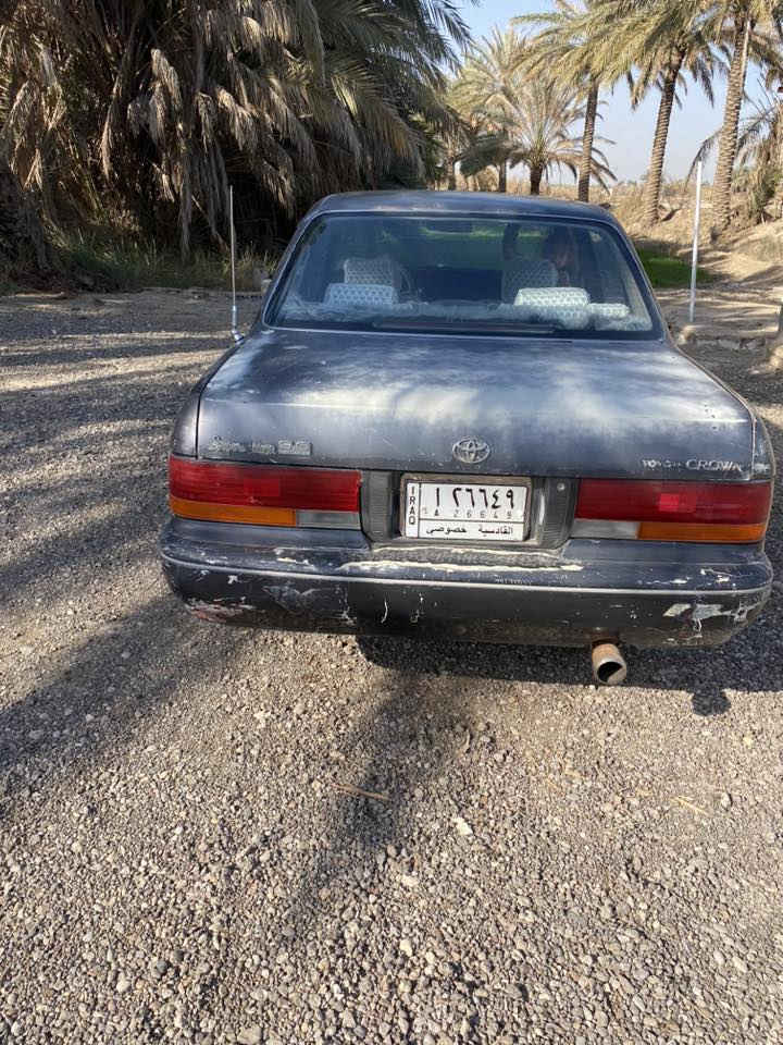 موديل 93 فحل سياره خير من الله حداديه ستوني سويتهه تخم تاير جديد السياره كفالة من الصبغ بلادي تحويل ثاني يوم 
السعر 70 وبيهه مجال 
الاتصال 
‭0786 687 3367‬
