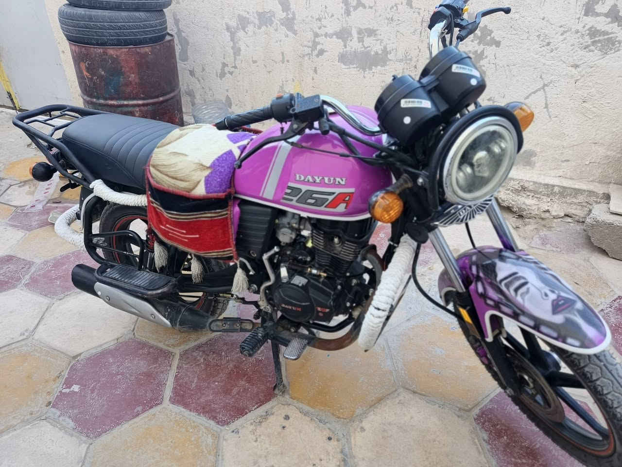 دايوان 23 نضيفه ومرتبه دراجه حلوه وما متعوبه تجي تفحص على راحتك المكان كربلاء حي النضال / ***********/السعر/(1700)
