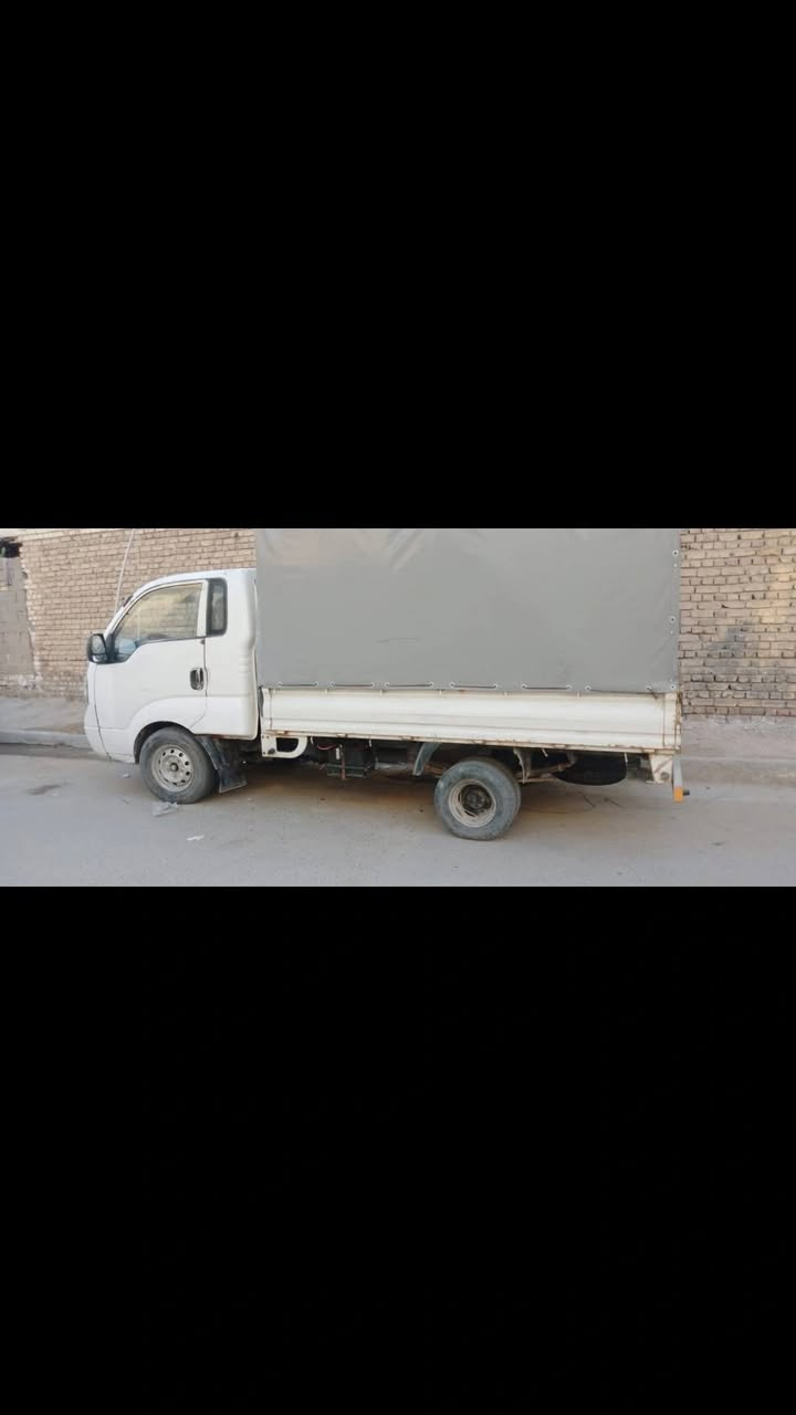 السلام عليكم شباب كية حمل نوع بنكو مديل ٢٠٠٤ سيارة رقم انكليزي جديد دوشمة جديدة جادر جديد سيارة مال بيت اللة شاهد سنوية جديدة صار شهر من حولتها باتري جديد بنزلت جديد بك لايت حديد دعامية جديدة والله السيارة مصروف عليها ترأي وين ميعجبك سبير جدد السيارة سعرها ٧٨ وبيها مجال الطيبين ***********
