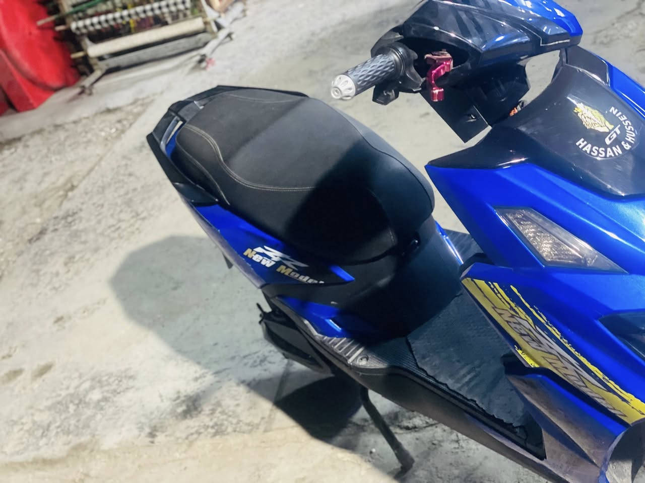 سلام عليكم دراجة أمتي ار مال حسن وحسين دراجة خير من الله نضافتهة ١٠٠/١٠٠ سعرهة٤٥٠ بيعة مجال حك الجية عنواني شعب  الاستفسار ***********
