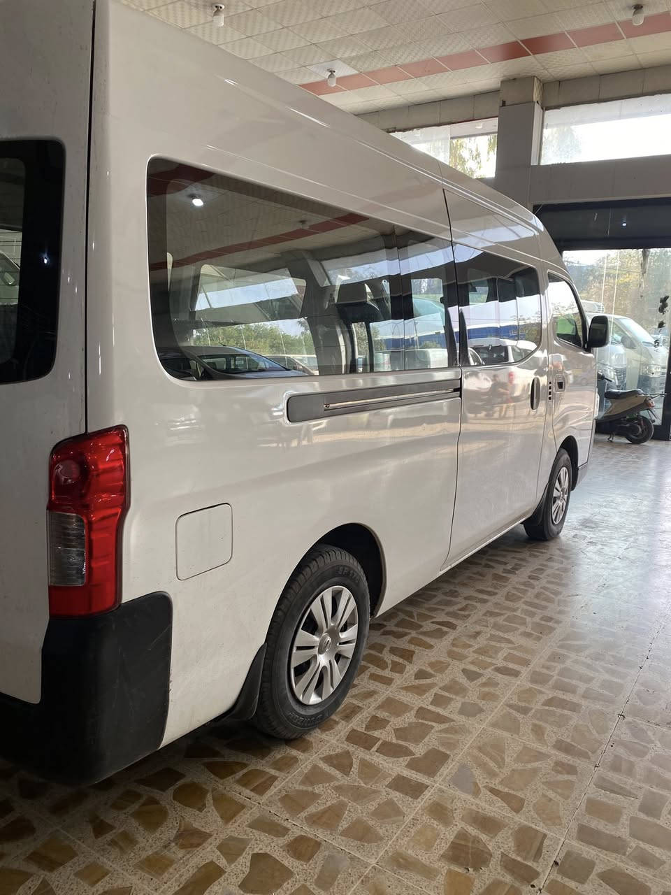 سلام عليكم
نيسان 
موديل ٢٠٢٤
ماشيه ٦٥٠٠٠
***********
