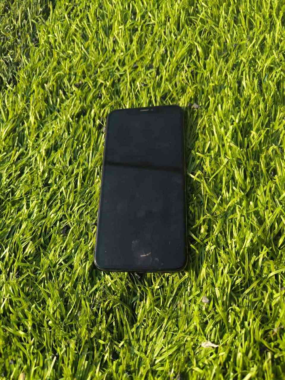 السلام عليكم  ايفون Xs MAX مبدل فقط بطارية اصلية الباقي كفاله ذاكره 256 لون اسود نسبه البطارية 100 مكان بابل ابي غرق سعره200 وبي مجال شراي راسلني خاص  او مراوس بلي فور او شي معقول


**إذا كنت صاحب هذا الإعلان وتريد حذفه لأي سبب، رجاءا أرسل رسالة إلى الدعم الفني**