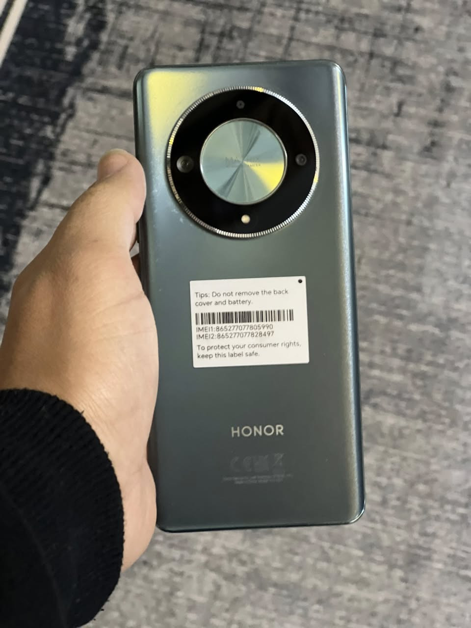 مستخدم اليوم
هونر x9b 
بعده بالباكيت مستخدم 5 اشهر فقط
ذاكره 256 عشوائيه 8 
الجهاز فول من كلشي اتصال انترنت استخدام معرف شنو كله فول 
سعره 265 وبي مجال تعال وادلل 
مكاني رمادي شررع عشرين 
هـ ***********
