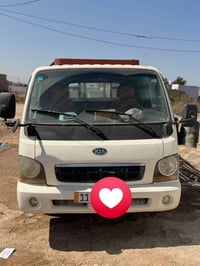 للبيع كيا ام عيون موديل 2001 رقم شاصي بلادي رقم بغداد الدولي تحويل ثان...