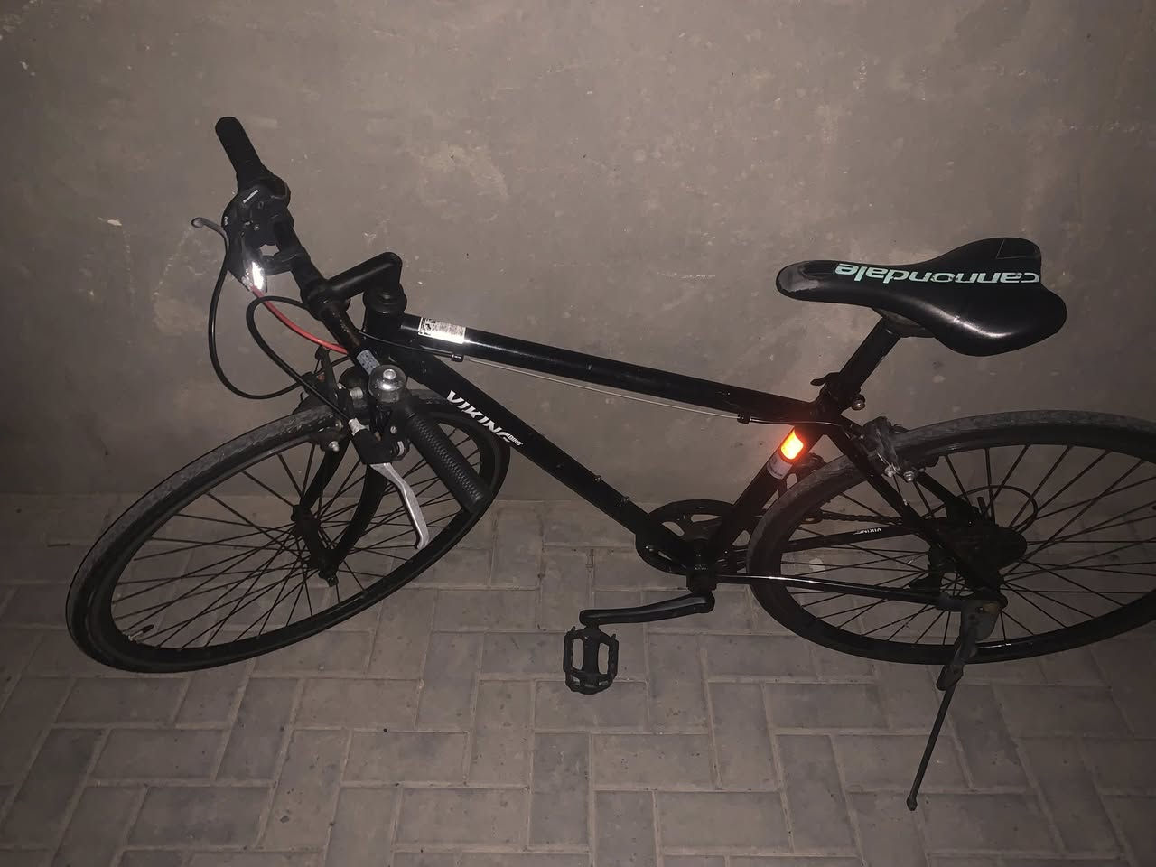 للبيع بايسكل C700
مكاني بحي المهندسين القبله 
السعر 150 
***********
