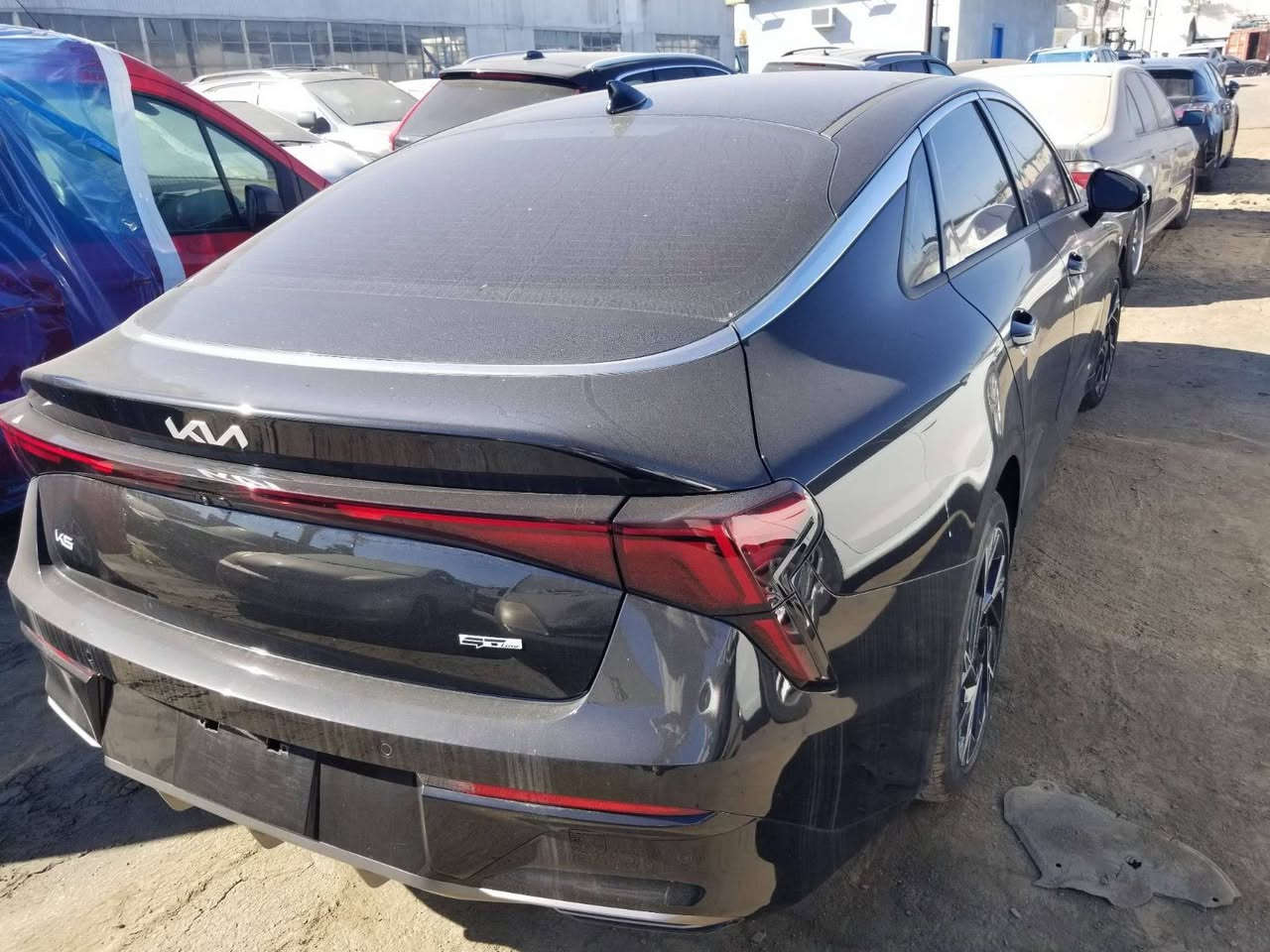 سلام عليكم🙋🏼
الي يحب يضيفني على صفحاتي مختص بيع سيارات الوارد والخليجي  و مزاد وتعقيب تصليح تجاره قطع الغيار والادوات 
📍 تيك توك: محمد ذيب لتجاره سيارات
📍 فيس بوك : محمد ذيب هوندا
📍 مكاني بغداد العامريه
📍 عنوان الشركة والمزاد بغداد المنصور 
تقاطع سيد الحليب
🚘✌🏻
 ١-نوع السياره:كي فايف
٢-موديل:٢٠٢٦
٣-فئة السياره؛جي تي لايف
٤-حجم المحرك:٢٥٠٠
٥-المسافه المقطوعه:٢٠٠٠ فقط يعني زيرو
 ٦-الضرر  السياره:مرفق مع منشور
٧-موقع السياره:مشحونه الى دبي جبل علي 
 ٨-رقم الوحة:فحص
٩-سعر الكلي للسياره:138$ 
١٠-شرح اضافي للسياره :٥٠ يوم من تاريخ نشر الى دبي جبل على  شامل الشحن
للاستفسار مراسله الصفحة  او على واتساب
***********
