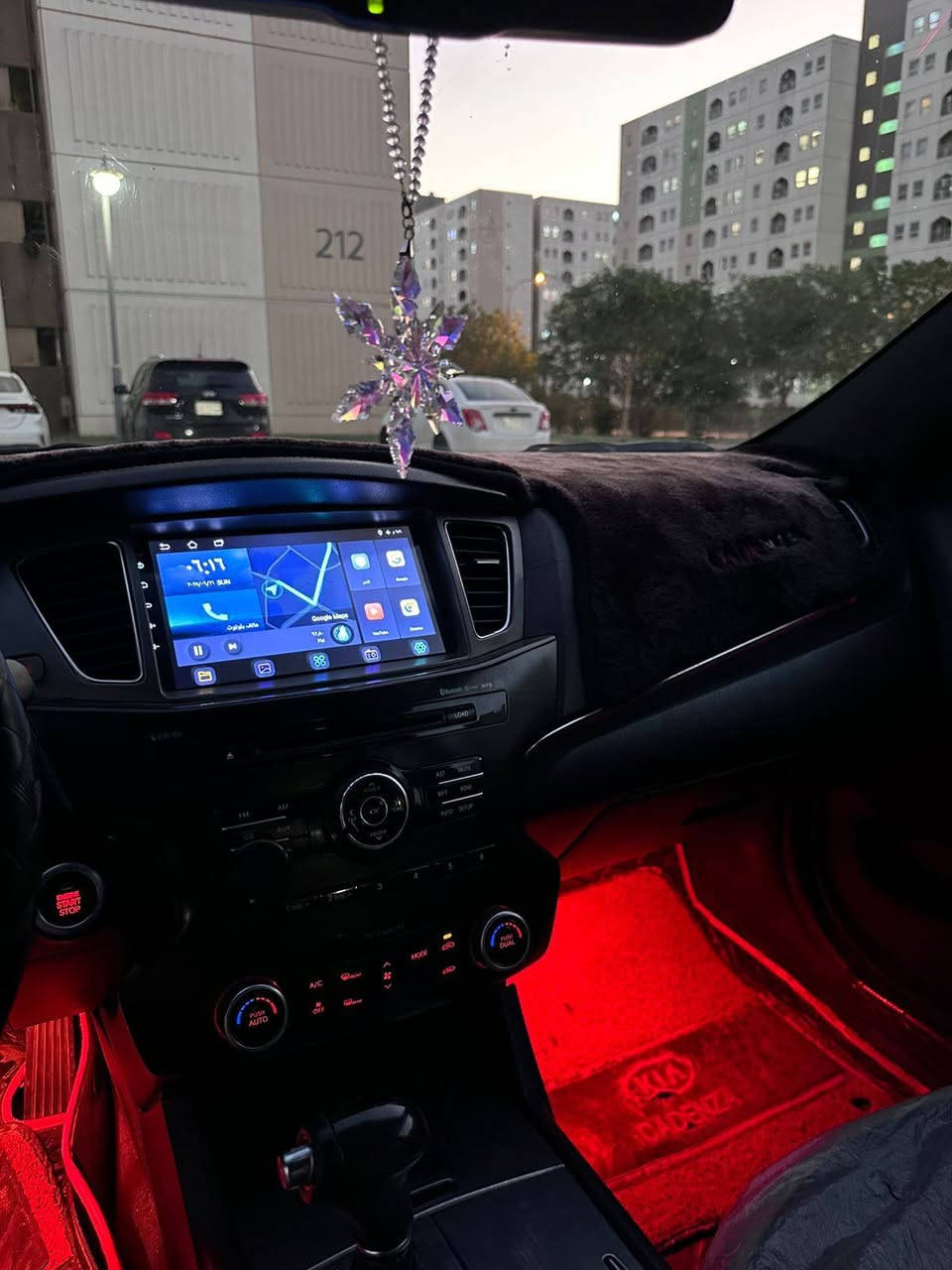 السلام عليكم للبيع كيا كادينزا خليجي 2012 ملكي VIP
رقم أربيل بسمي سنويه لغايه 2026 الهزه ساقطه
فول مواصفات 1/1
ماشيه 252 وقابل للزياده 
مري شفط + قلاب 
حساسات خلفيه 
مقاعد جلد + كهرباء 
خزن ميموري 
فول تحكمات ستيرن +ستيرن كهرباء 
برده خلفيه بلاديه 
كامره خلفيه 
لد امامي و خلفي 
كشنات امامي و خلفي تدفئه 
شاشه حجم كبير 
اناره محيطيه 
بيها منضومه كامله زنون عالي و ناصي 
و بيها منضومه غاز 
و بيها بعد هوايه مواصفات معروفه 
السياره بيها قطع صبغ ابيع حزام 
و يحتاجلها شويه ترتيب 
المحرك مفتوح كير مكفول 
السعر 102 و بيها مجال 
رقم التلفون ***********
مكان السياره مجمع بسمايه
