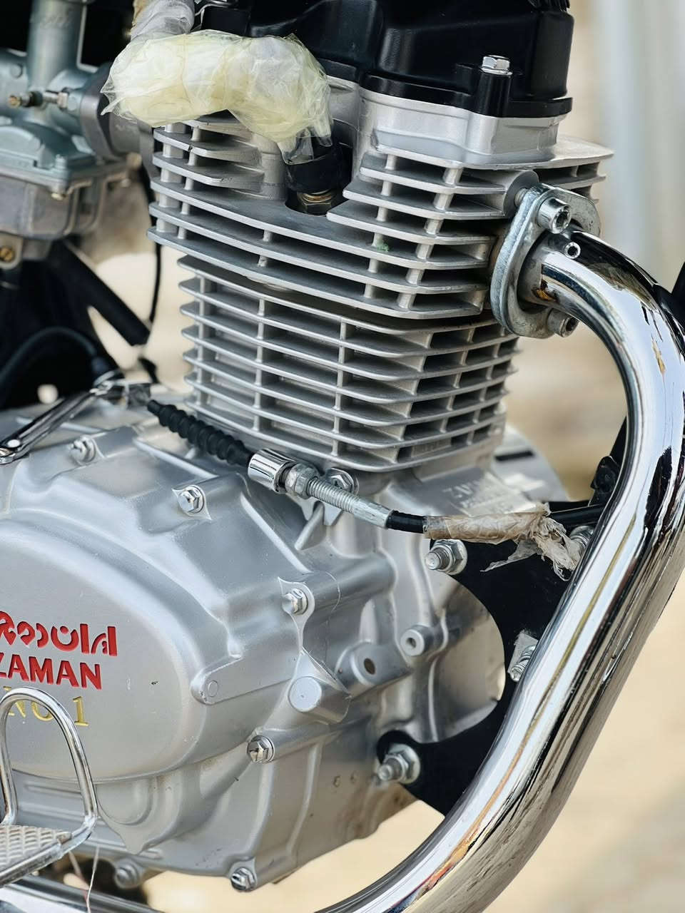 السلام عليكم ماطور اربعه كير موديل 25 بعده جديد  السعر 650وبي مجال قليل حك الجيه الرقم ***********
