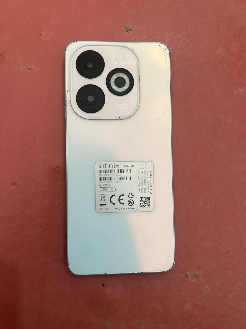 Infinix smart 9 pro
للبيع او للمراوس قيم ونطيني سعرك 
واتساب ***********
