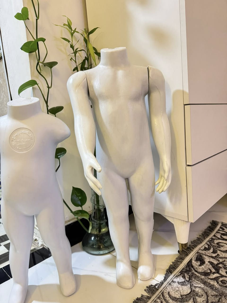 ملكان اطفال للبيع 
اثنينهم 25 الف وعندي توصيل 
الي يريدهن يدزلي رقمه وعنوانه


**إذا كنت صاحب هذا الإعلان وتريد حذفه لأي سبب، رجاءا أرسل رسالة إلى الدعم الفني**