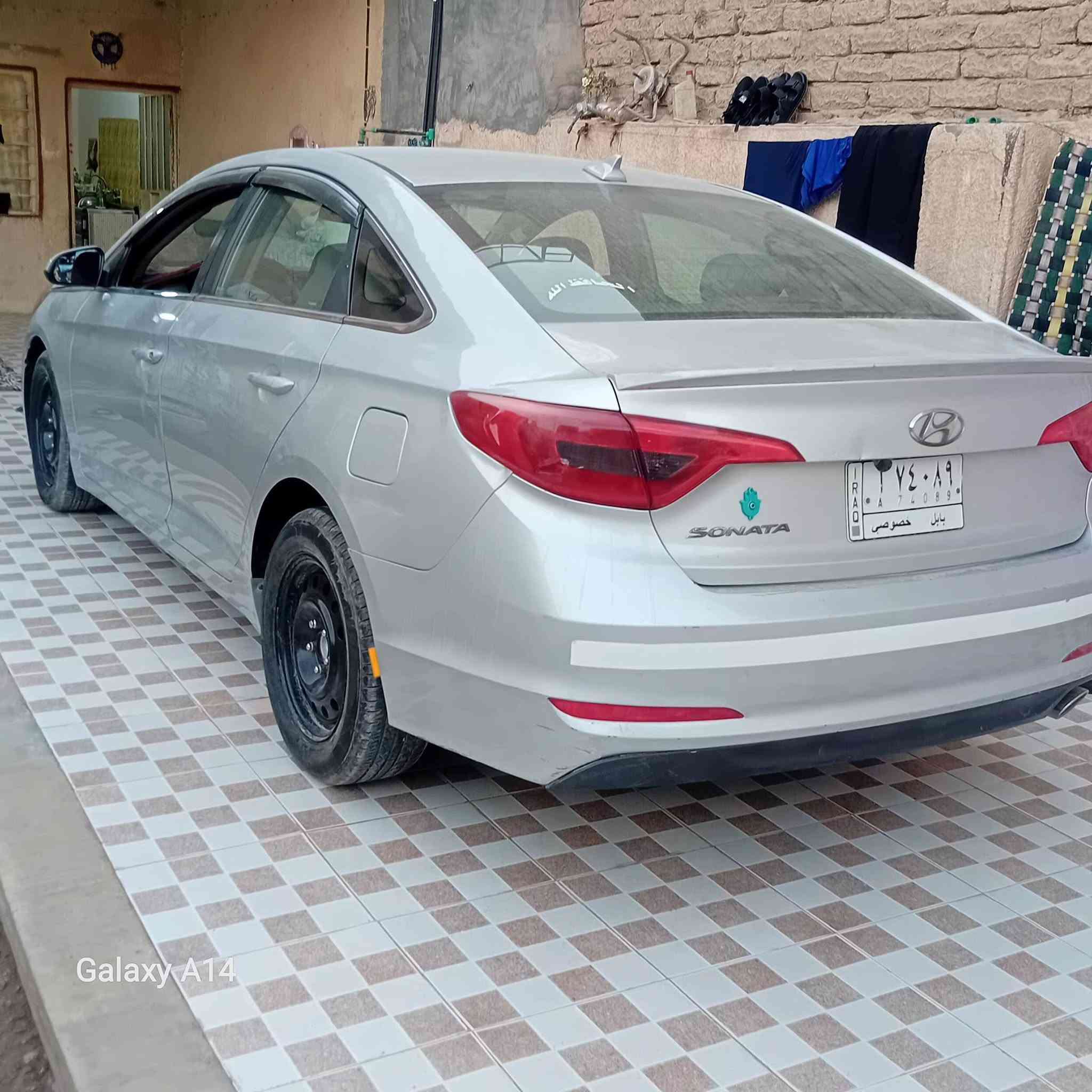 سلام عليكم سوناتا موديل ١٥ السعر ١٠٣ وبيه مجال بسيط العنوان حله حي العسكري شارع ٨٠.  ***********
