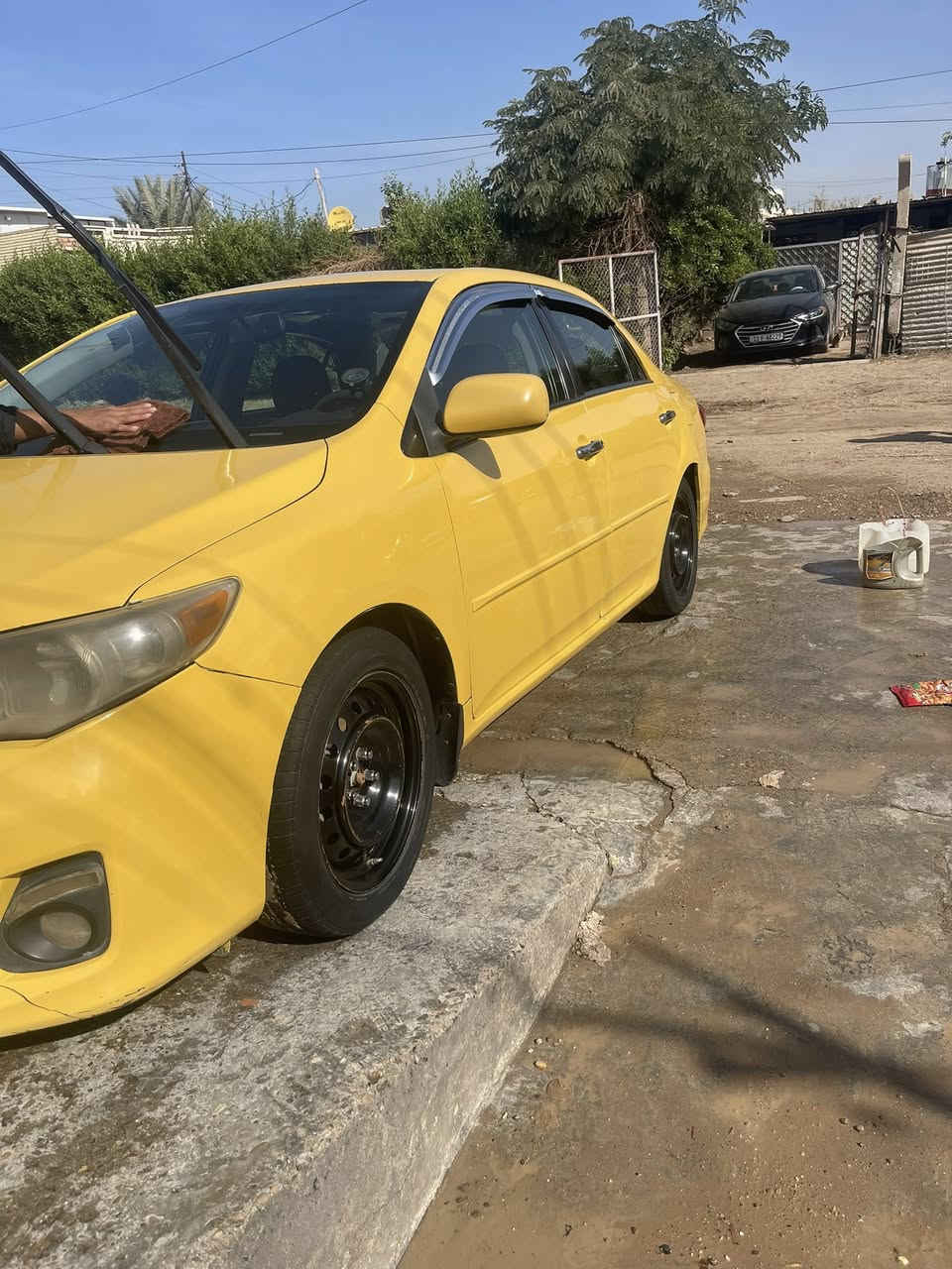 السلام عليكم كورلا 2011للبيع وارد أمريكي السعر 115$وبيها مجال السيارة احله من الصوره اخوان مامتواجد ع فيس الرقم  ***********العنوان بغداد ابو غريب
