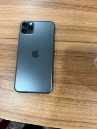 آيفون ١١ برو ماكس • ٢٥٦ • بطارية ٨٣٪