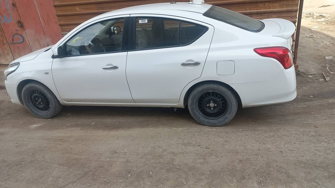 نيسان سني مديل هندي ام البليله الزركه 2024 سياره كفله ما عده زلوق بل دعاميه سياره ماشيه 40 الف البصره الجزيره قرب جسر خلد السعر  22 بيهي مجال حك الجيه  السياره  احله من الصوره نضيفه ***********
