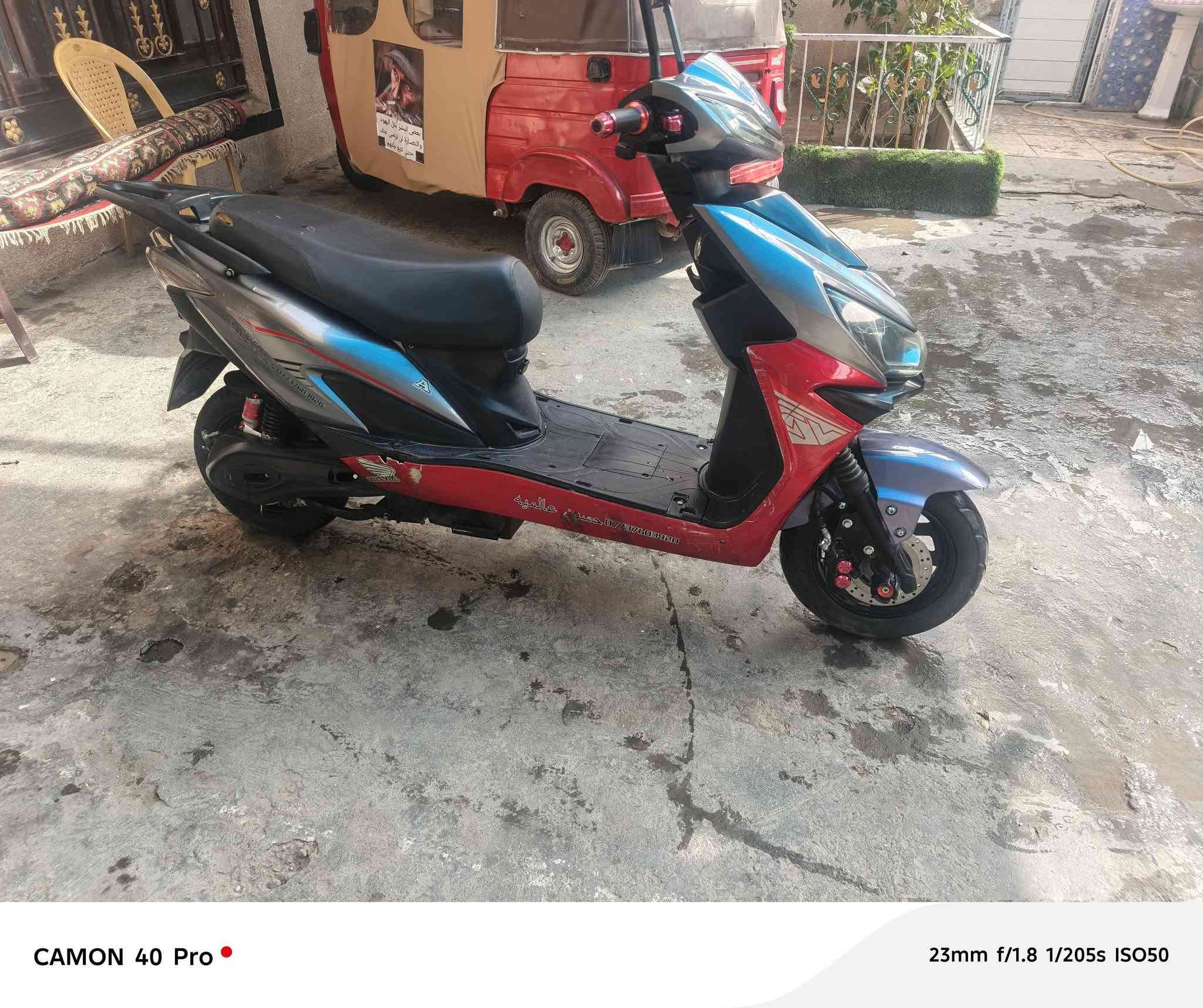 سلام عليكم دراجه شحن موديل 2025نوع ماتركس دراجه جديدة خمس بطاريات الاستفسار عن رقم *********** مكاني حي الجهاد
