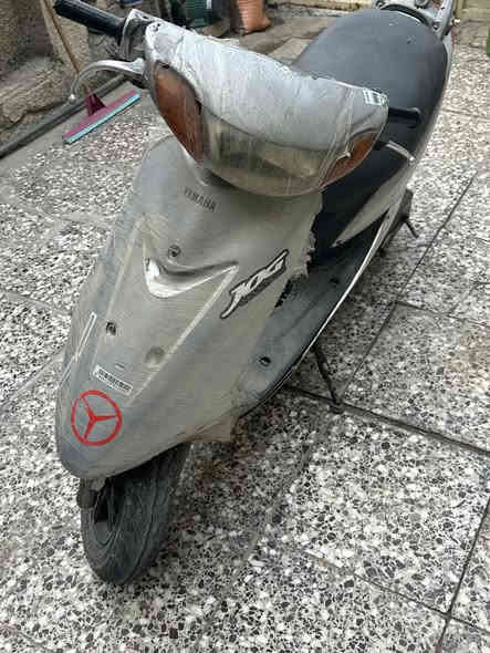 السلام عليكم عصفورية للبيع فقط الدراجة حلوة وتخبل نقصها بس تنضيف كابريتر وشغل وطلع متوكفك ابد السعررر ٢٥٠ الف 

الطالبية قرب جامع بدرية 

***********
