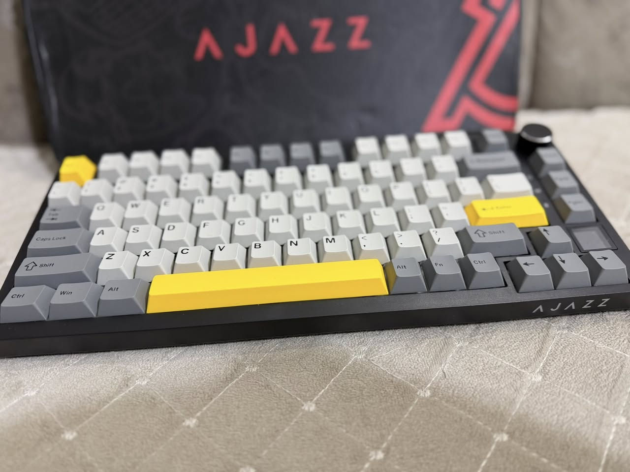 كيبورد ميكانيكي كيمنك شركة اجاز وندوز ماك بوك بلوتوث شحن قطعه عالمية تحفة 50 الف وبالعافية


**إذا كنت صاحب هذا الإعلان وتريد حذفه لأي سبب، رجاءا أرسل رسالة إلى الدعم الفني**