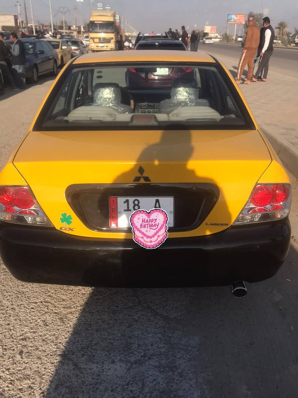 السلام عليكم 
سيارة جاهزة 2008 محرك 2000 كير اتوماتيك تخم تاير جديد صدر جديد الرقم بابل
مكان السياره ديالى 
السعر 75
الإتصال ***********
