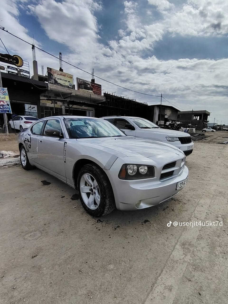 للبيع جارجر موديل 2007 رقم انكليزي سنوية ما منتهية محرك وكير جديد تخم تاير المكان البصرة الزبير.   السعر.  105       الرقم.  ***********
