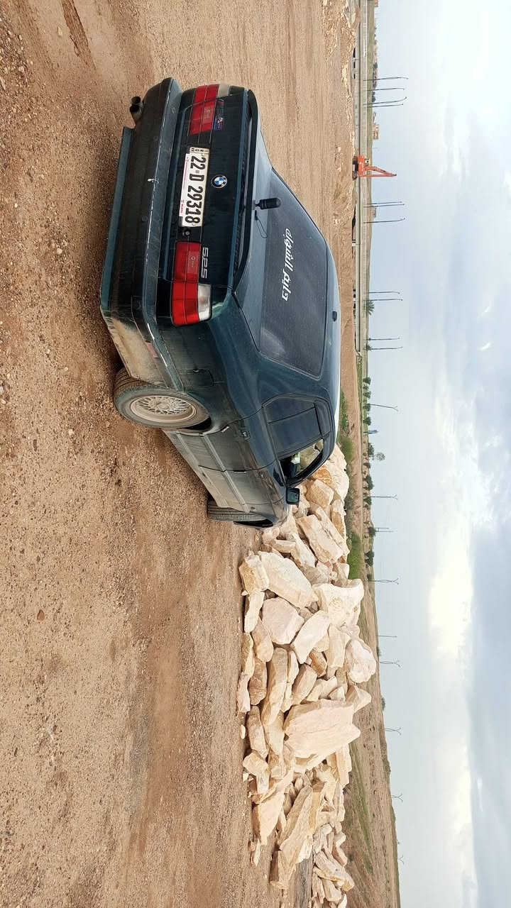Bmw 1995🪬
سلايت + جامات كهربائي + لايتات حلقات + لايتات زينون 
ويل كب + تبريد  
رقم اربيل 
تخم تاير و ويلكب جديد + داخل جديد vip 
السياره بدون ضربه + بدون خياس لوك
حجم 525 بلاد
العنوان ~ تكريت 
السعر ~ 73 ورقه وبيها مجال 💵💸
الهاتف ~ ***********
***********
ملاحضه ~  الغرامه تنزل من السعر 🌹
