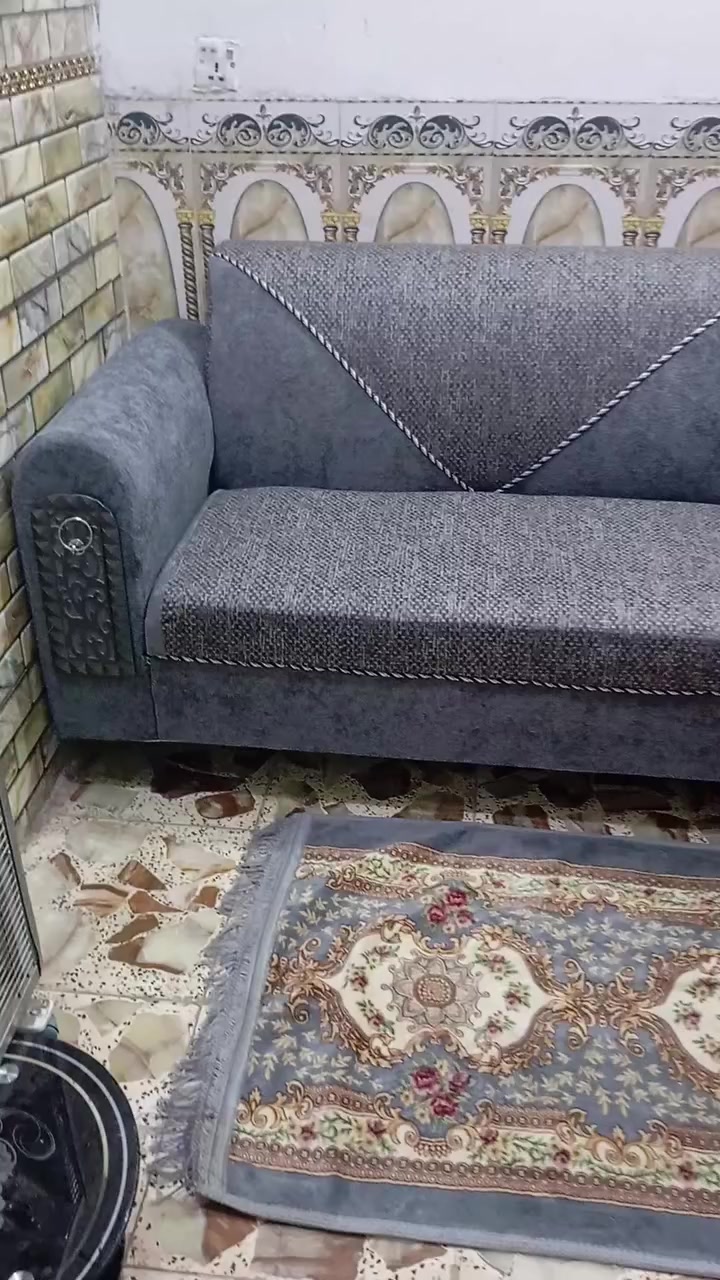 دوشمه ديوان بانواعه وأنواع الأقمشة التركية الرجعه الك احسن من قبل العنوان الرئاسه واتساب ***********
