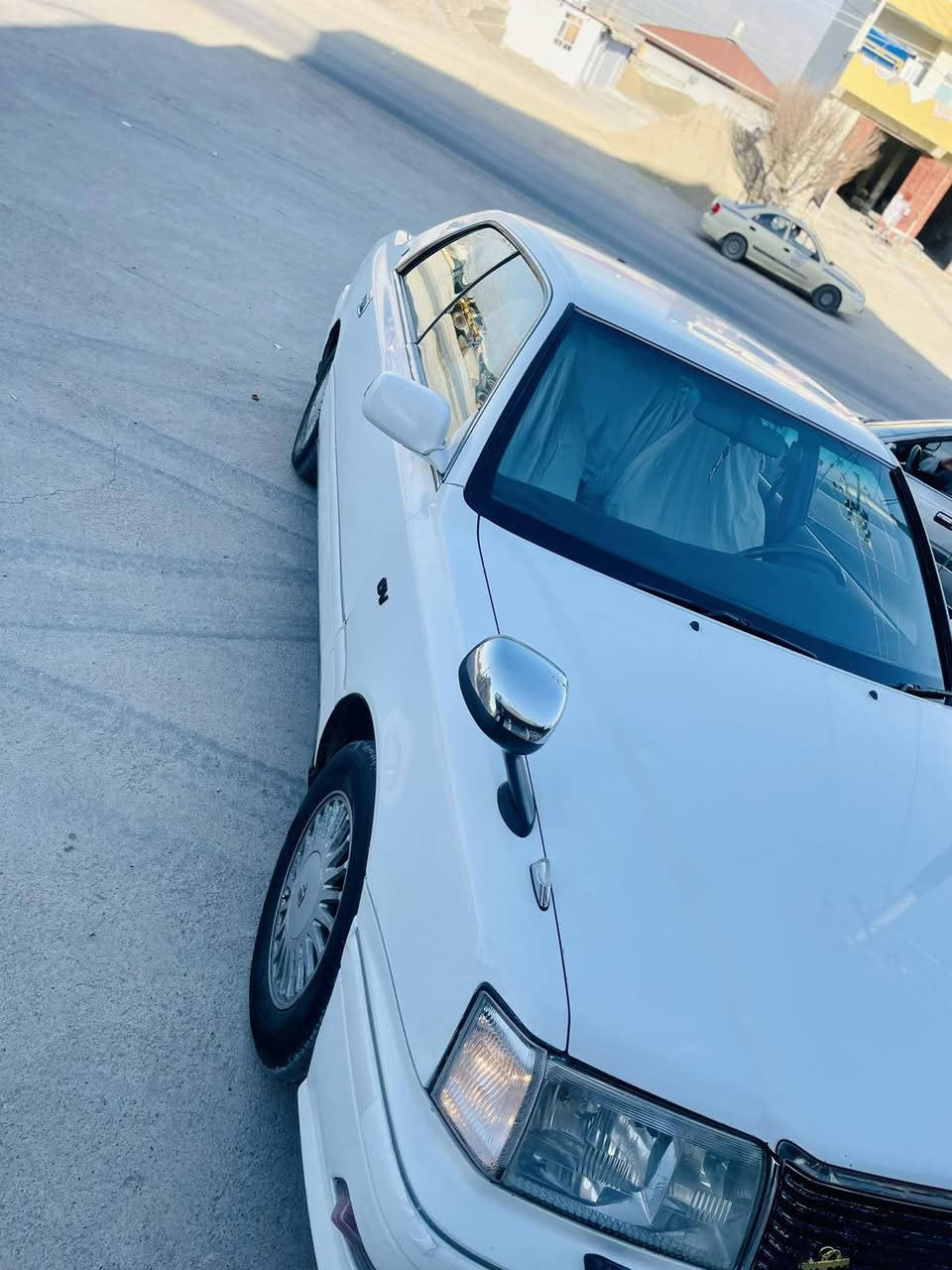 ***********
سلامی خودالە هاوڕیانی کروپ.
چی سە یارە یە م هیناوە.لە وکاتە وە ی دە
 رچوەتائیستاوە ک خویی ماوە
مکینە vvt.دیلکو.هە رە مرغوبە کە ی
ساغ .لوک.
تایە وویل لوک
گە رمی وساردیی ئیش دە کات
بریکی ئیش دە کات
هە موکارە بایی گیانی ئیش دە کات.
کونتروڵ ئیش دە کات کۆدیشی هەیە
شوێن سلێمانی 
نرخی 39گەڵا 
تکایە نامەمەنێرە گەر مووشتەریت تەلەفۆنکە
