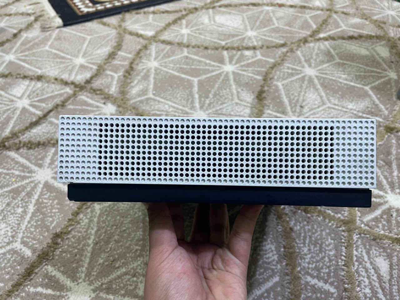 سلام عليكم ورحمة الله وبركاته
توفر اكسبوكس 
One s

جهاز نضيف كلش 

بالإضافة إلى كيم بأس 3 أشهر 

 الاعاب الموجودة

فورزة هورايزن 5
موتر فيست 
فيفا 26
فيفا 25
Gtav
ماين كرافت
فال كاز 
وبعد مدري شنو 

بالإضافة إلى بطاريات دبل وشاحن وبطارية ثثاللثة وثلاث جوستات اصليات الله شاهد وجهاز 
مرتب 

سبب البيع محتاج مبايل


**إذا كنت صاحب هذا الإعلان وتريد حذفه لأي سبب، رجاءا أرسل رسالة إلى الدعم الفني**