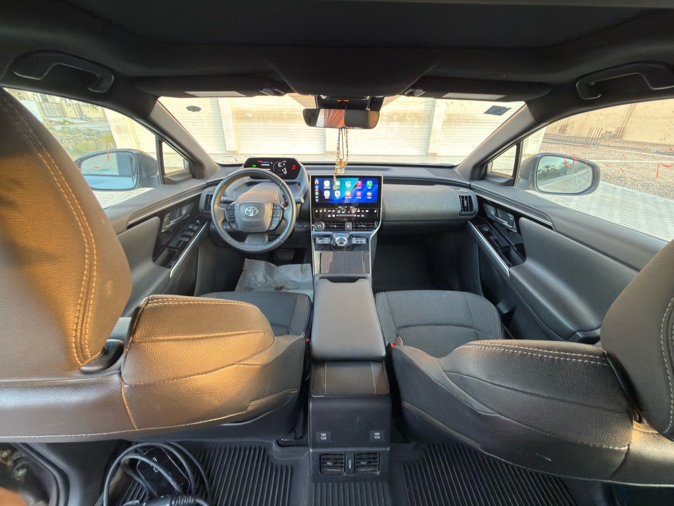 � للبيع Toyota bZ4X XLE AWD موديل2025🚗رقم بغداد بسمي

سيارة كهربائية بالكامل، وارد امريكي، بحالة ممتازة جداً ومواصفات مميزة.



✅ موديل 2025



✅ فئة XLE



✅ دفع رباعي AWD



✅ فتحة سقف بانورامية



✅ محركان كهربائيان بقوة 214 حصان



✅ بطارية عالية الكفاءة ومدى قيادة ممتاز



✅ شحن سريع DC وشحن منزلي AC



✅ شاشة كبيرة متعددة الوظائف



✅ Apple CarPlay و Android Auto



✅ كاميرا خلفية



✅ حساسات أمامية وخلفية



✅ تشغيل بصمة ودخول ذكي Smart Key



✅ مثبت سرعة راداري



✅ نظام المحافظة على المسار



✅ نظام التحذير من الاصطدام الأمامي



✅ مراقبة النقطة العمياء



✅ إضاءة LED كاملة



✅ مكيف أوتوماتيك



✅ وسائد هوائية متعددة



✅ نظام مراقبة ضغط الإطارات



الحادث واضح امامكم مرفق سونار 



 



ماشية 8 الف مايل



مكان السيارة سامراء 



السعر178 ورقة وبيها مجال 



 للاتصال : ***********