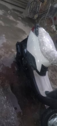 عيني دراجه تجفيف جديد كهربائيات شغاله بس الخشم مال سلك ما يشتغل سعر 27...