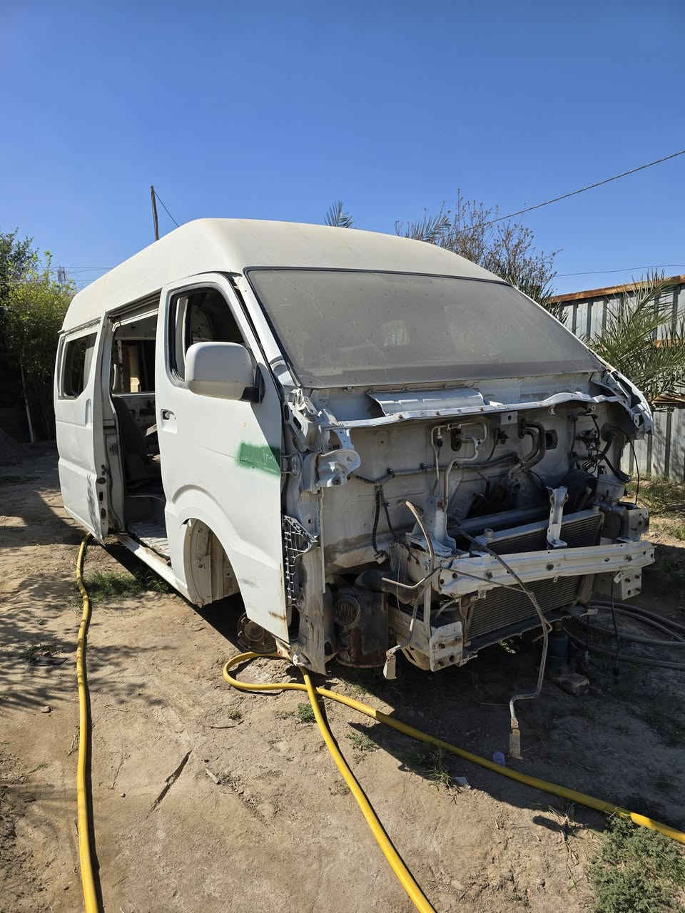 السلام عليكم شيري  مزاد لبيع هل موجود 
( اكسن موجودكير موجود بدون محرك  كشنات موجوده تنته دواخل كامله 

مكاني نجف  سعره 25  وبيه مجال ابيع كامله 

***********
