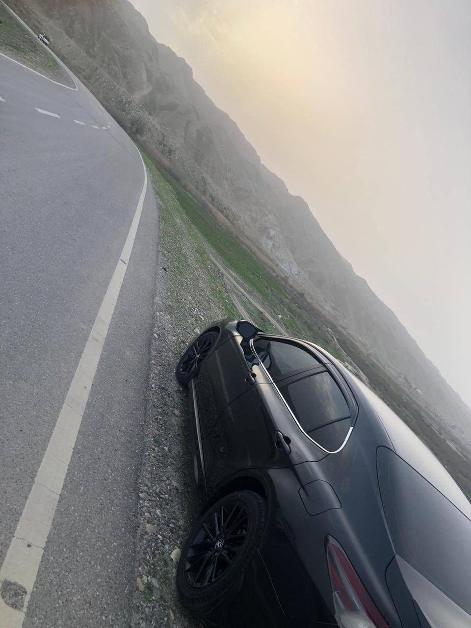 كامري SE موديل 23 منفيس تترقم محافظات سياره فور ويل بدون ضرر كلين السعر 185 ترهم مقدمه 150 وترهم مراوس مكان الزويه ) *********** ) ***********
