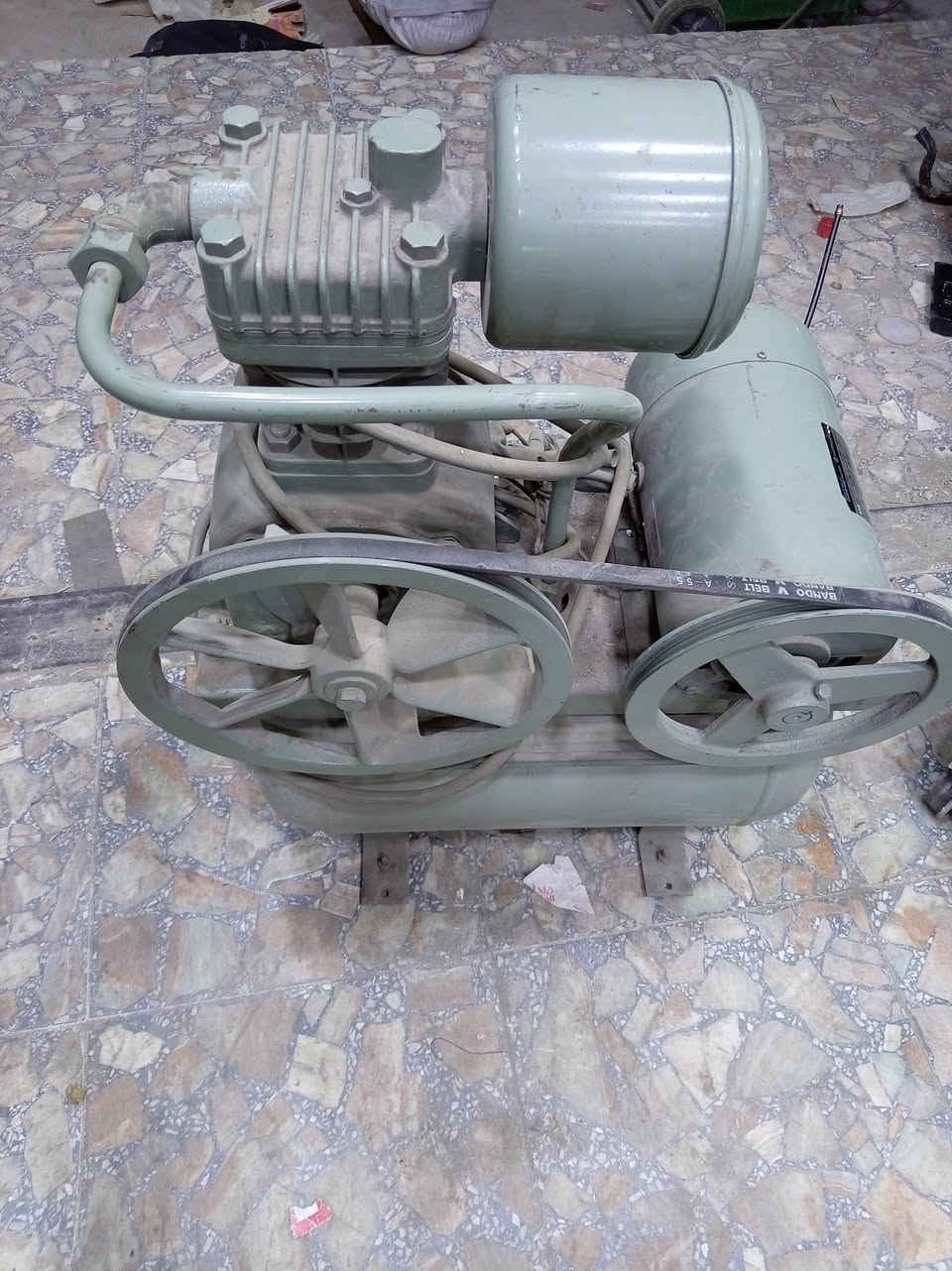 كمبريسر سنكل فيز ٢٥ لتر جديد للآ استفسار *********** المكان بغداد
