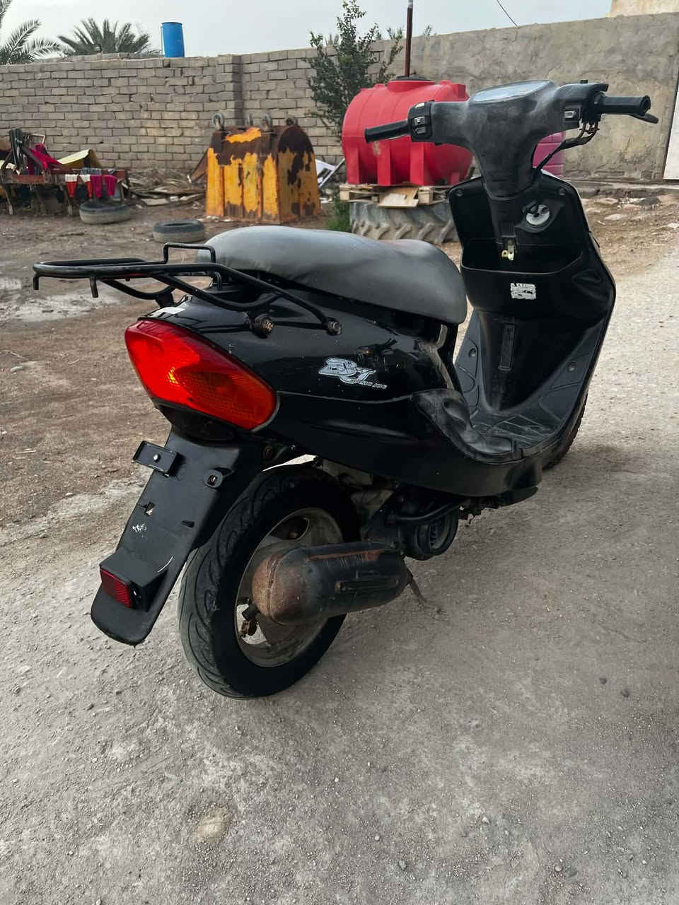 سلام عليکم دراجه بيجي للبيع کامله من کلشي غراضه وکهربائيات السعر 250 مکان القرنه الثغر الاتصال علی رقم ***********
