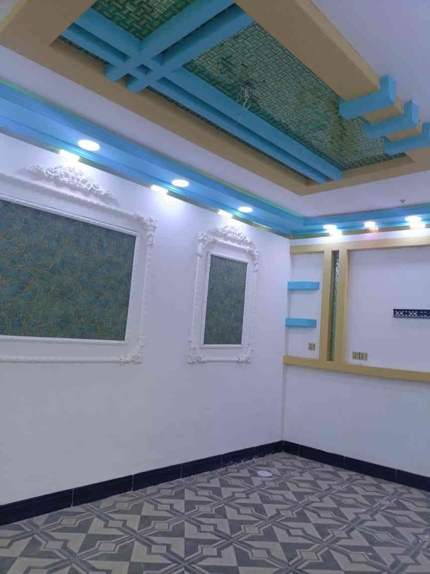 بيت للبيع مستعجل عليه كلش وسعرة بلاش 

بيت مساحة ١٢٠  طابقين 
طابو صرف قرب جامعة العين البيت بناء حديث وكلش مرتب يحتوي الطابو الارضي على 
(غرفة+ صالة+ استقبال + مطبخ + صحيات ) 
( غرفتين صالة وصحيات )
البيت حالياً مأجر ب٤٠٠ 
السعر 110

***********
