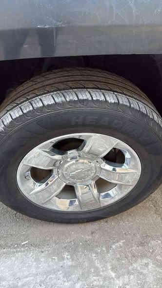 السلام عليكم سلفرادو 2017 فول مواصفات
8 سلندر بدون ايرباك
فتحة كشن هزاز باب طويل رقم بغداد شرط التحويل مكان السياره بغداد زيونة حادث جاملغ خلفي وباب خلفي السعر 165 ورقة وبيهة مجال لشراي ***********
