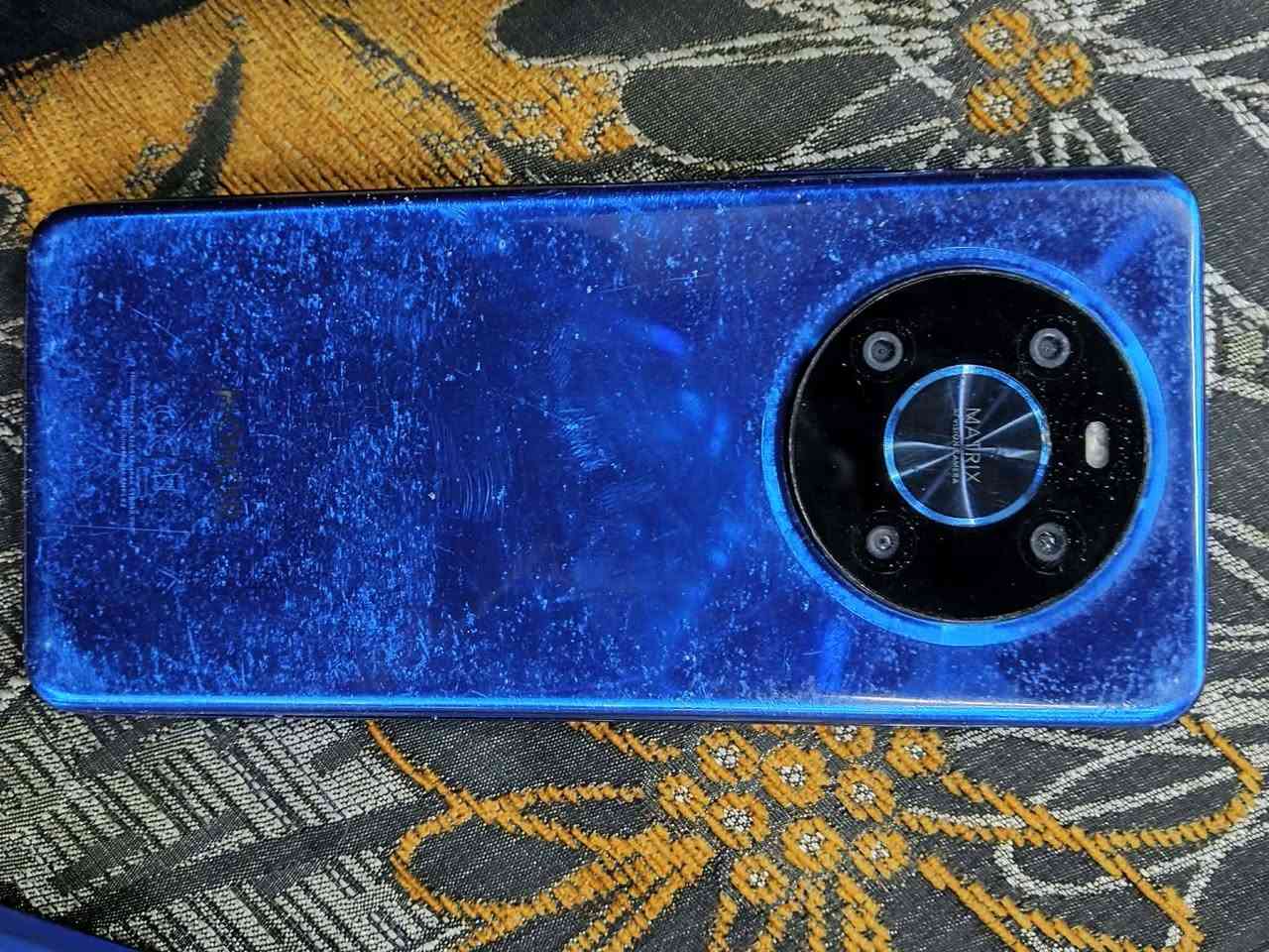 جهاز هونر x9 للبيع ذكره 128 سعر 100 بي مجال قليل مكاني كوت ***********
