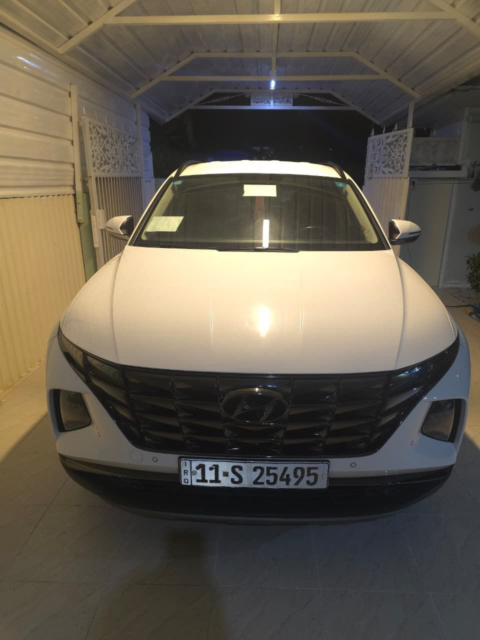 السلام عليكم للبيع توسان خليجي موديل ٢٠٢٣ جديده السياره ماشيه ٤٣ السعر ٢١٢ للاستفسار ***********
