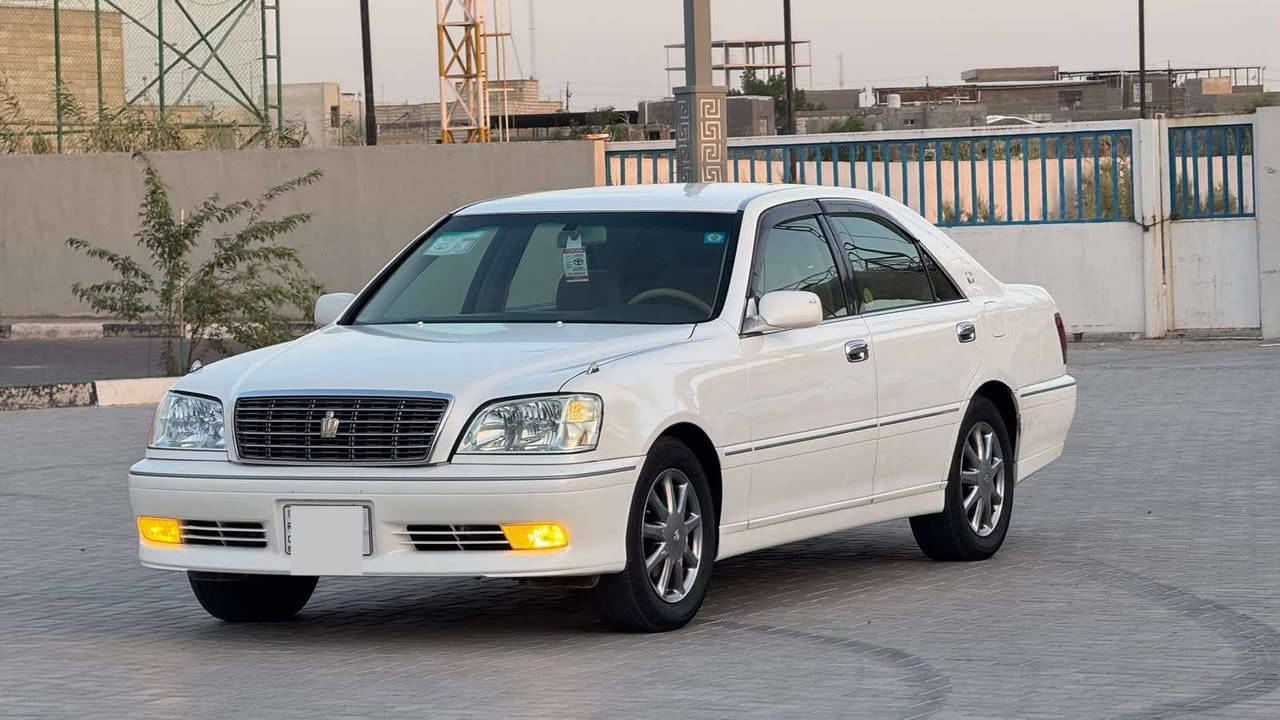 تويوتا كراون ملكة موديل 2001 بسعر مناسب
مشروع وطني تحويل ثاني يوم
 قرار 48

الـــــــــــــسعر : اكتب رقم 1

4 دكم كرستال اصل
برده ولاثلاجه
تحوير نجف فوك وجوه
كلشي بيها شغال
مكينه D4 الجبير
جاملغ صبغ من اليابان

مكان السيارة: البصرة 
رقم صـــاحب سيارة: *********** واتساب

لعرض سيارتك على الصفحة بنفس الطريقة راسلنا
