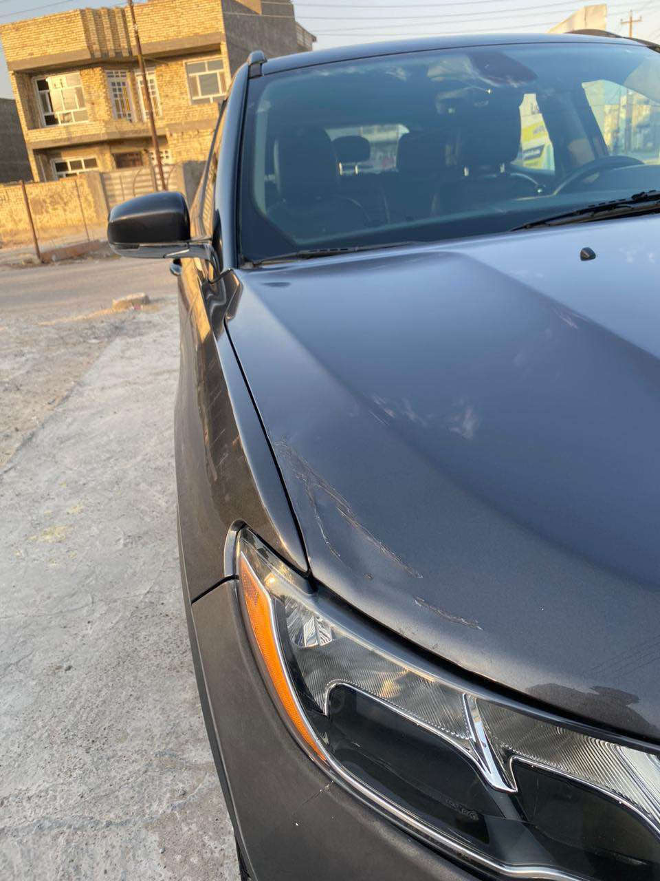 السلام عليكم
جيب كومباس ٢٠١٨ فول مواصفات لمتدد
مكينه ٢٤٠٠ كير ٦ نمر تو ويل
رقم جديد سنويه 2031
حادثه موضح بصور حادثةكلش بصيط 
وبدل مكينة شرط الفحص إذا مو فول مرجوعه 
وبيه سونار 
مواصفات 
جنطه كهرباء
هيتر كشن سايق وكشن الصدر ستيرن هيتر
كشن السايق كهرباء
بصمه تشغيل بصمه بيبان تشغيل عن بعد
سايد بريك بصمه
تبريد قطعتين
مثبت سرعه 
رادار خلفي رادارات جوانب
السعر 131$ وبيه مجال بسيط 
الاتصال ***********
مكان السياره بغداد  الدوره وإذا تجي الصبح تفحص بلوزيريه الصناعيه موجود لل6 المغرب بغداد, العراق
