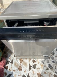 غسالة صحون امريكية مشتغلة مره وحده ومتروكة بيها عطل بسيط ابيعة كومة حد...