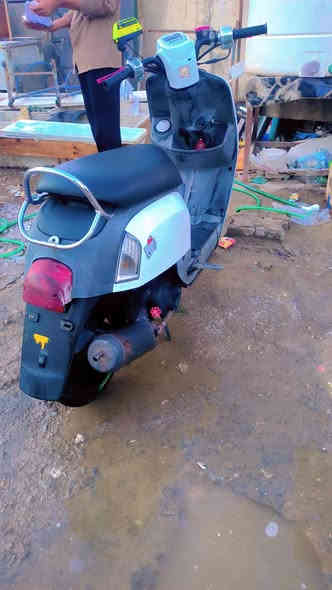 للبيع ماكس بوليس دراجه بلجيس زيرو  صارلها شهرين من خذناها من لوكيل ب800 بيها مجال ***********    ***********
