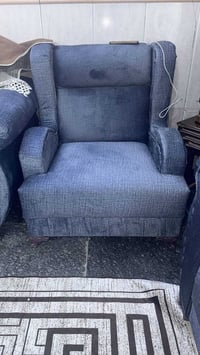 طقم ١٠ مقاعد • كنب • نظيف