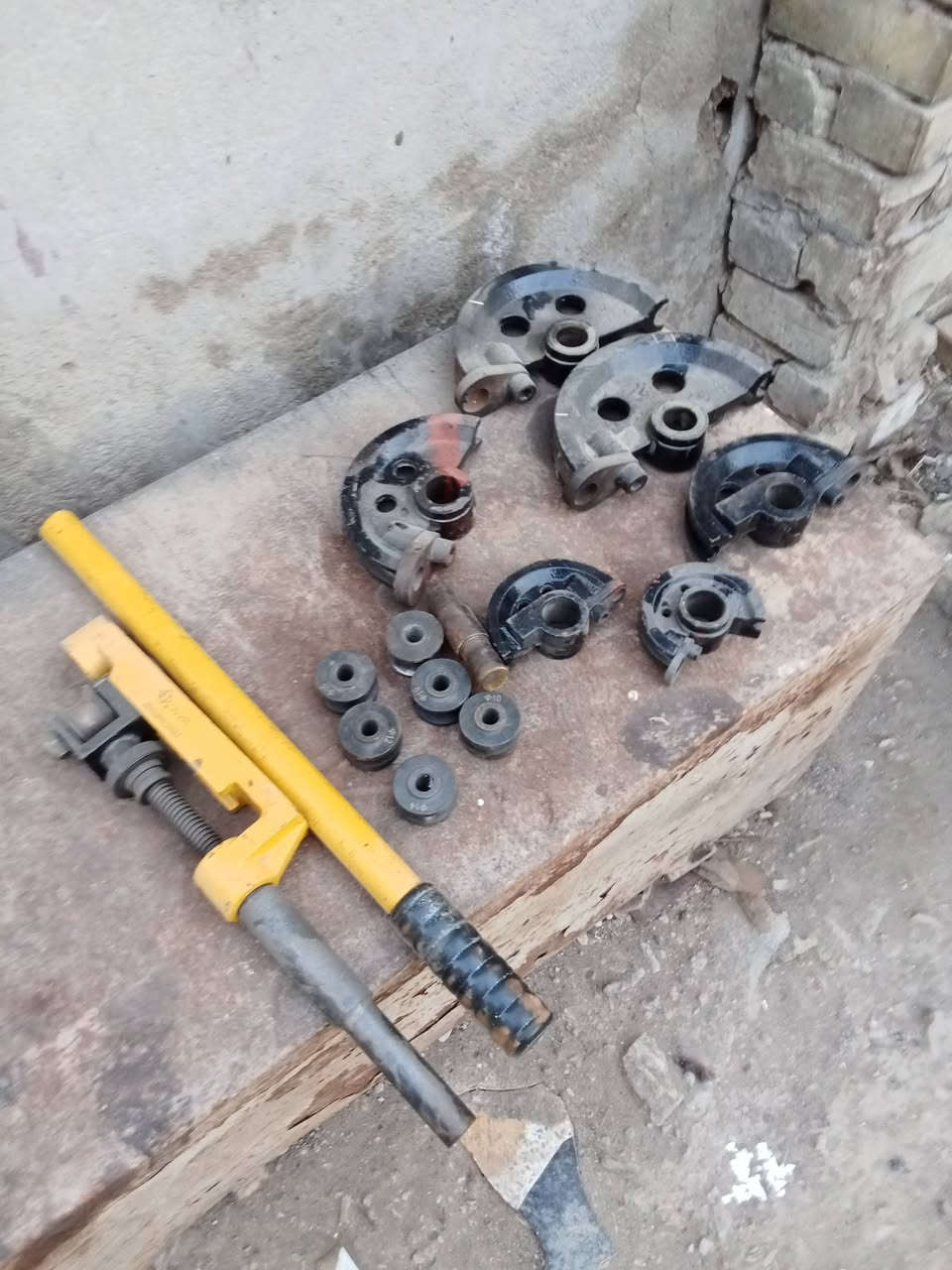 معواجع بوري استخدام قليل
للبيع *********** واتساب
