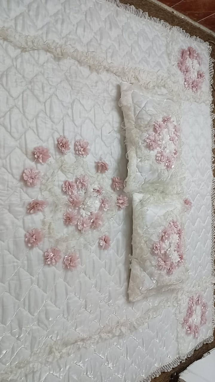 السلام عليكم نزله عرس لون أبيضاستعمال اسبوع  نضافه 90 بالميه سعرها اربعين مدينة الصدر الله شاهد  بس اسبوع اخت الجديدة  *********** واتساب
