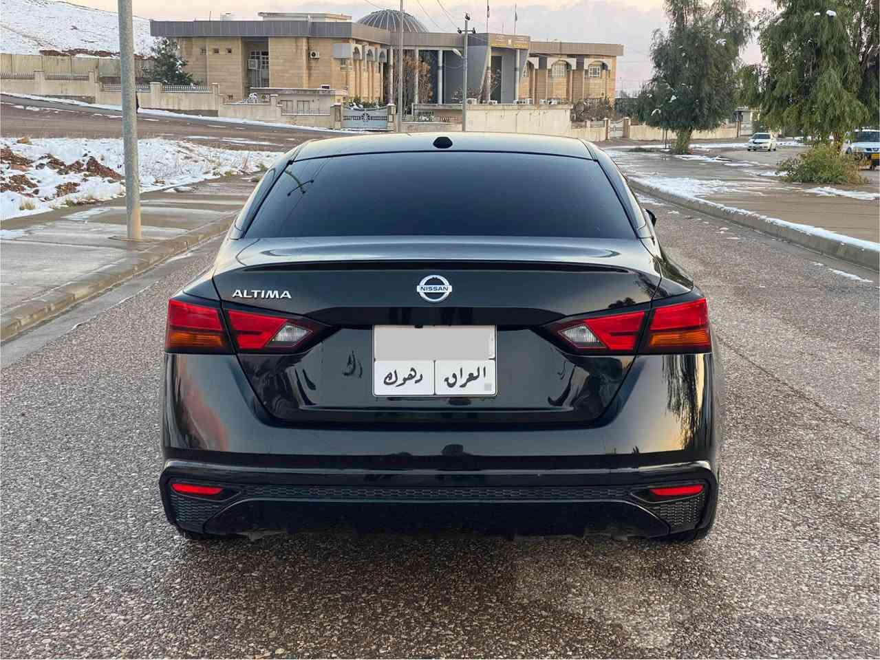 السلام عليكم 
للبيع نيسان التيما موديل 2020
رقم دهوك بسمي 
سعر 127ورقه عليها غرامات مرور 7 ورقه ينزل من سعره
رقم قديم سنويه فحص وهزه كله جديد
مكينه وكير وتبريد كله بشرط وين ماتريد افحص
محرك 2500 المرغوب اربعه سلندر
مواصفات S معروفه
رادار امامي وخلفي وجانبي كله شغال شرط
بصمه 
ابواب بصمه 
صندوق بصمه
تحديد سرعه
تشغيل عن بعد 
شاشه وكاميرا
وبعد بيها مواصفات 
سيارا بيها جاملغ امامي + بونيت صبغ 
ارباكات ستيرن راجع سستم باقي سليمه شركه
رقم شاصي موجود مع صور 
سيارا احلى من صور سيارا نظيفه ما بيها مصرف
حجر كزوز بشرط
هاتف اسيا ***********
هاتف كورك *********** واتساب
هاتف كورك *********** واتساب
عنوان سياره قضاء عقرة بعيده عن اربيل وموصل ساعه دهوك, العراق
