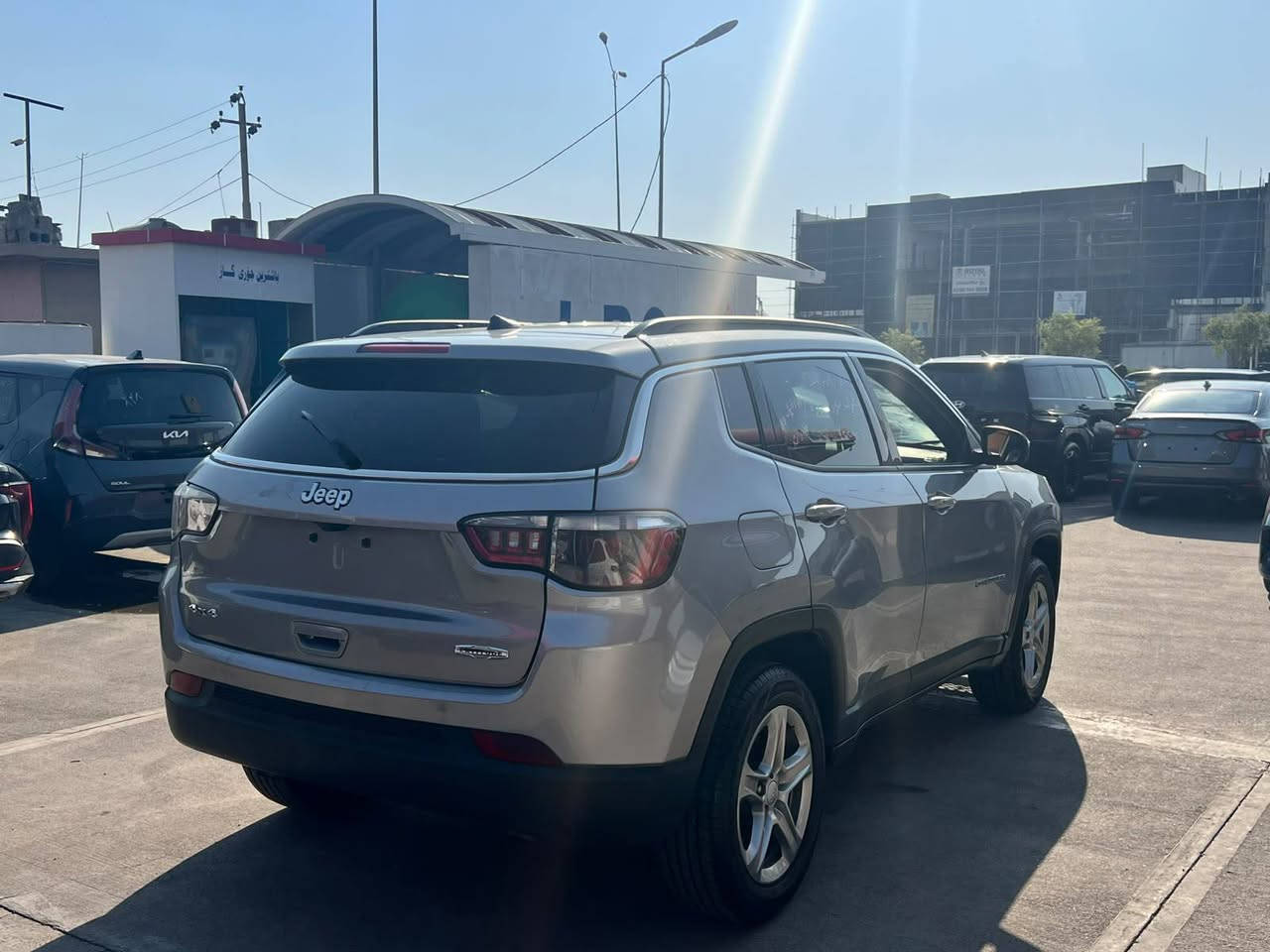 Jeep Compass 2024
لون سلفر 
ماشيه 50 الف ميل
سعر 162 ورقه بدون رقم
حادث سيارة/ ربع بوند فقط صبغ  دواخل مكفوله بدون لغد وبدون شاصي
ايرباك طاك ومرجع سستم شركه 

رقم شاصي   3c4njdbn7rt605622

مواصفات latitude 

بصمه + شغال عن بعد
كشنات جلد 
فور ويل 4×4
تحكمات فول 
تحديد مسار+ قيادة ذاتيه
رادار امامي و جوانب
شاشه ايباد كبير
بريك بصمه 
3 انظمه للقيادة SAND MUD / SNOW /  AUTO
راديترات و ردار و حجر بيئه بلادي شركه 
رقم كاتي تترقم محافظات الاقليم/ اربيل/دهوك/ سليمانيه حلبجه 
مده الترقيم 90 يوم من تاريخ الشراء 
تكلفه الرقم 2360000 دينار كامل مع فحص و هزه مع تبديل جام خلفي اسود
بيع فقط بدون مراوس 
سيارة في اربيل شركه نور البصرة موجوده 
***********
*********** أربيل, العراق
